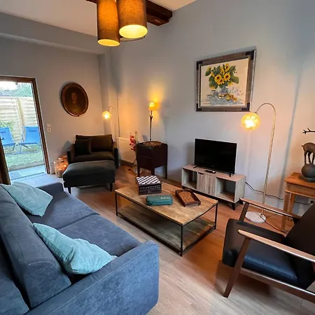 Vakantiehuis 32-la Place To Be Senlis (Oise)
